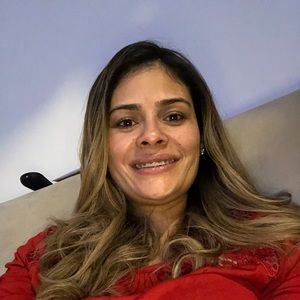 Meet your Posher, Alma